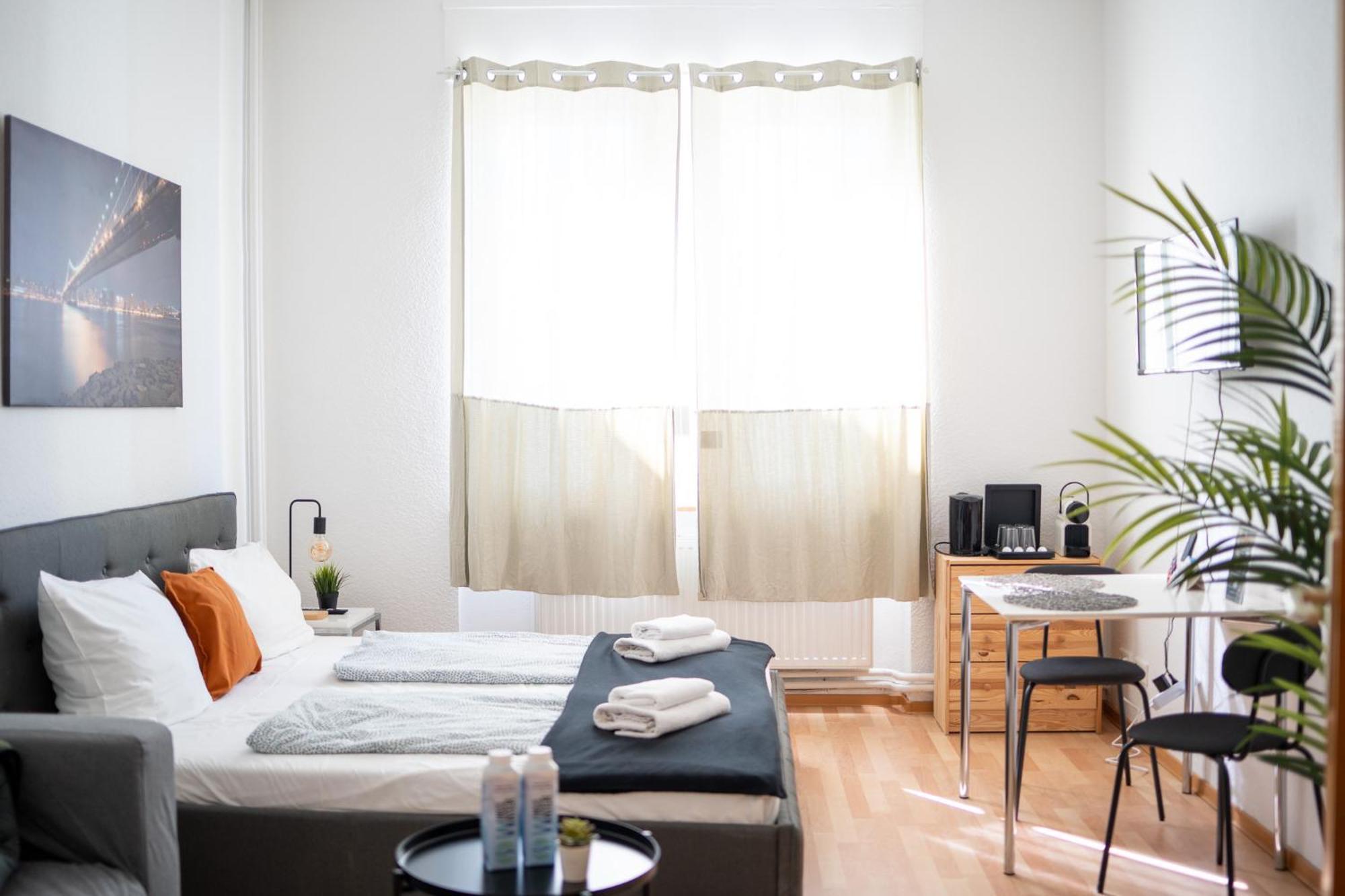 Modernes City-studio Universitaet Apartment *